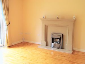 Living Room- click for photo gallery